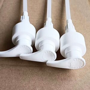 Manufacturers have a large number of spot hand sanitizer pump lotion pump shampoo pump push pump head 24mm-410 28mm-410