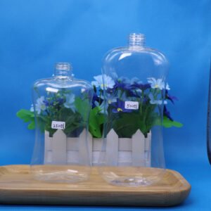 Source factory supplies 250ml500ml24mm transparent PET bottle waist bottle flat bottle alcohol spray bottle