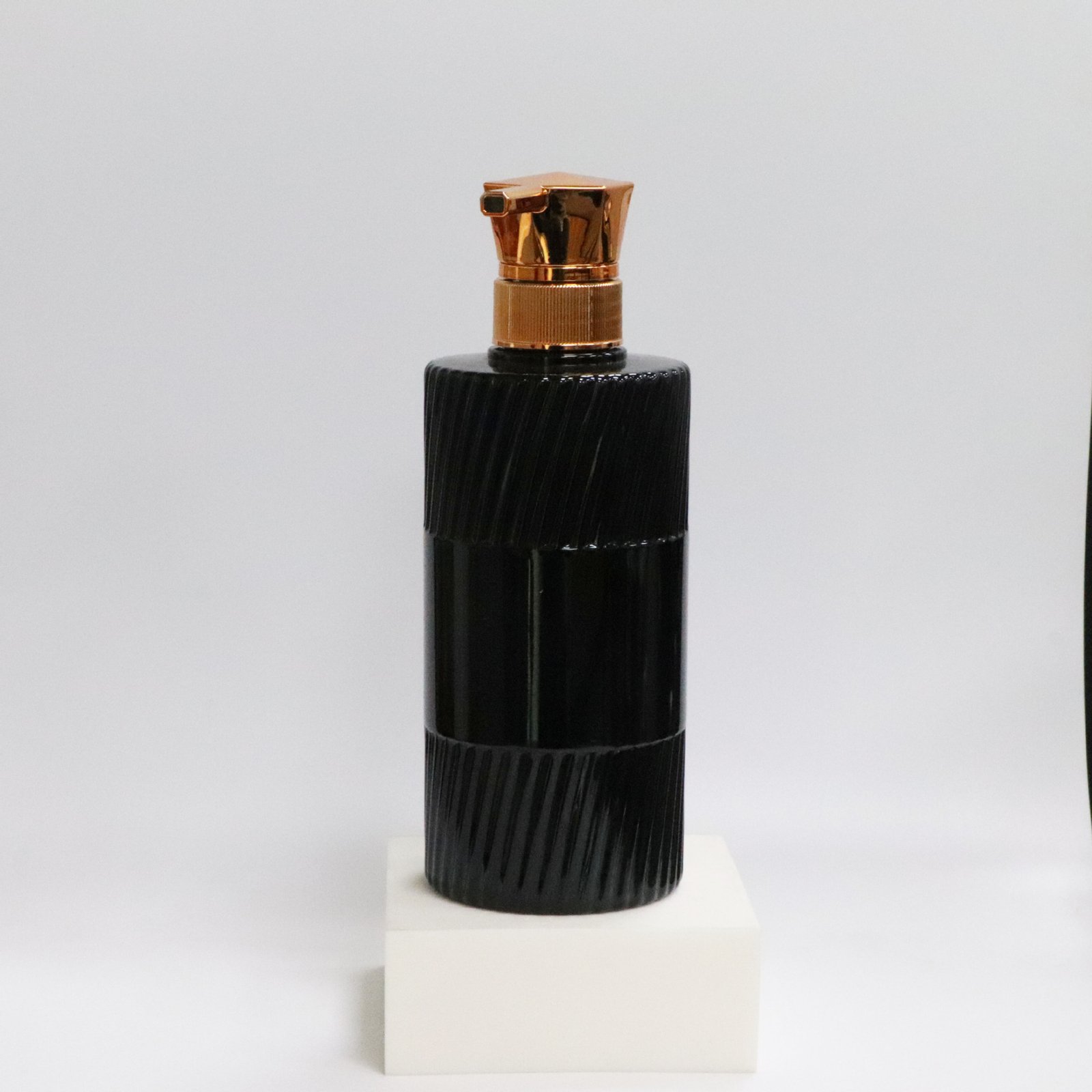 500ml push shampoo bottle shower gel empty bottle hotel supplies bottle flat shoulder lotion bottle sub-bottle daily chemical bottle - 图片 5