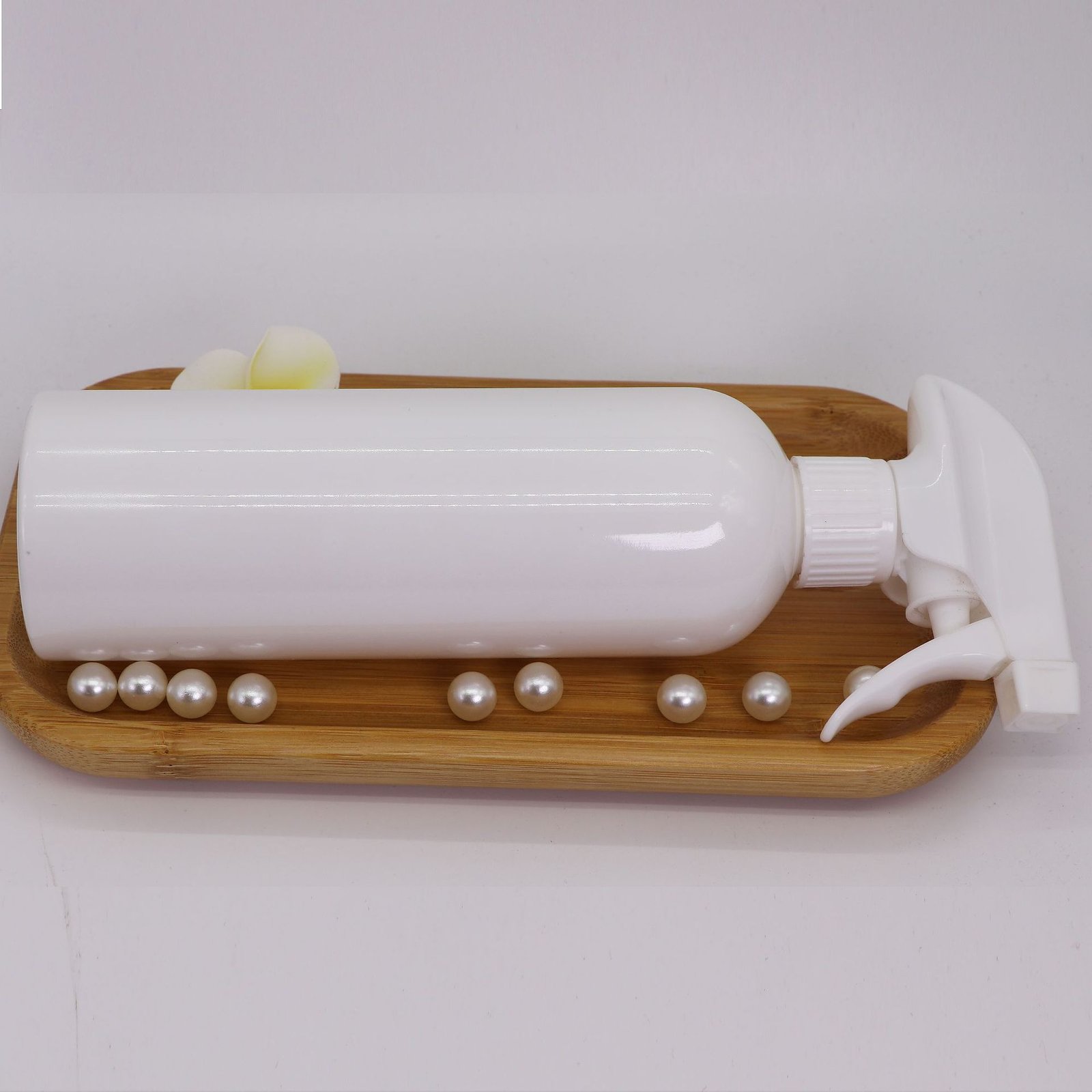 500ML1000ML large capacity white spray bottle round bottle disinfection alcohol spray bottle multi-purpose spray bottle - 图片 4